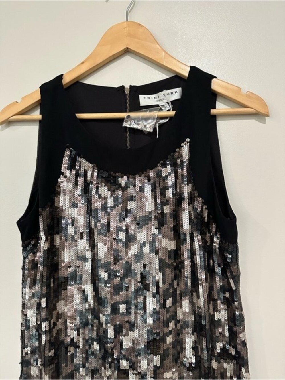 Trina Turk Black Sequin Cocktail Dress Size 4 NWT Sleeveless Party Mini Glam - Picture 4 of 12